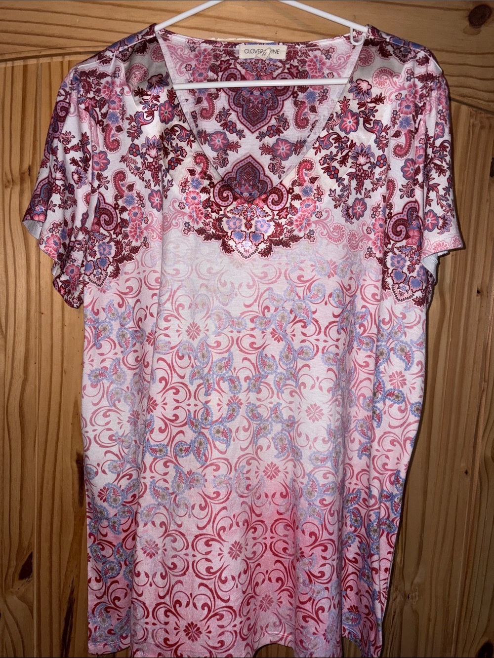 Pink Paisley V-Neck Short Sleeve Top size xxl